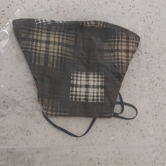 Light summer design face masks 🍀🍀🍀 - Picture 6 of 8